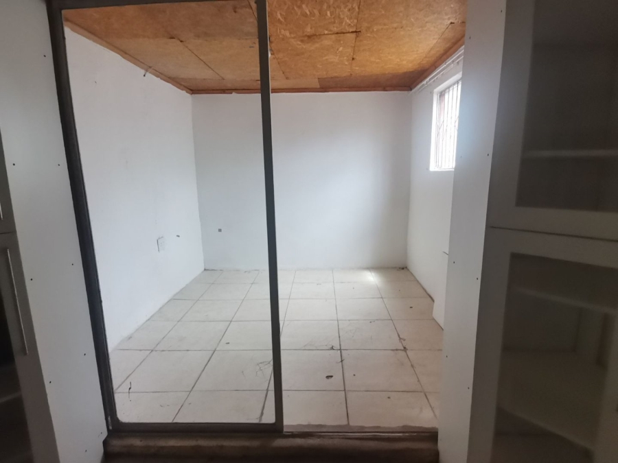  Bedroom Property for Sale in Kwa Nobuhle Eastern Cape